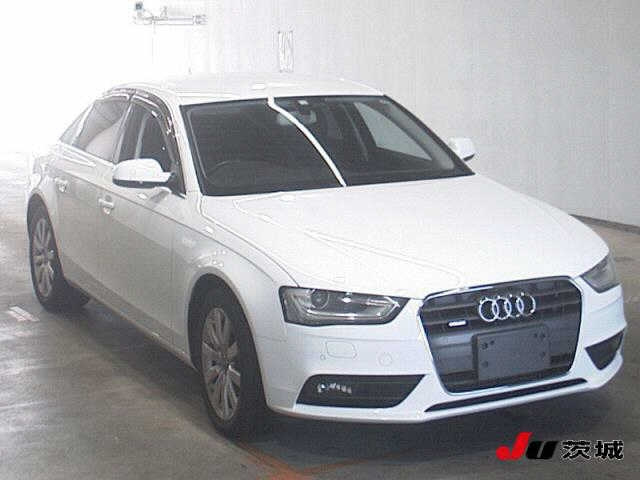 AUDI A4 2012