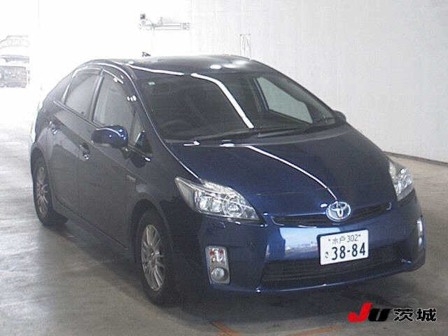 TOYOTA PRIUS 2011