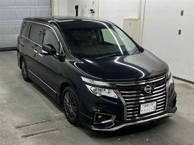 NISSAN ELGRAND 2015