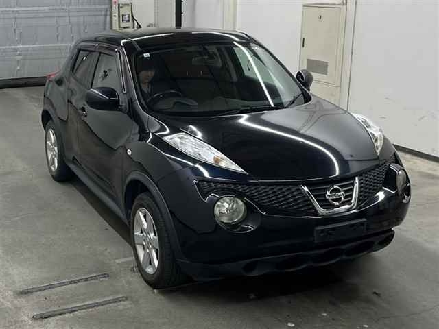 NISSAN JUKE 2011