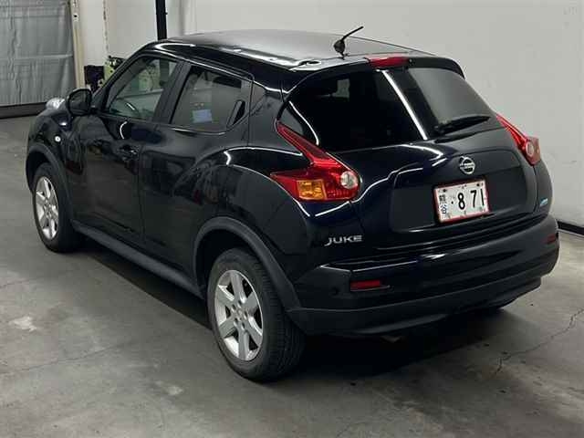 NISSAN JUKE 2011