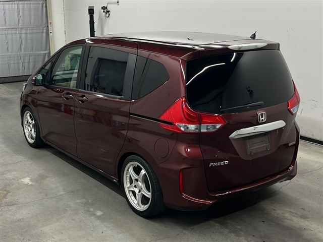 HONDA FREED 2018