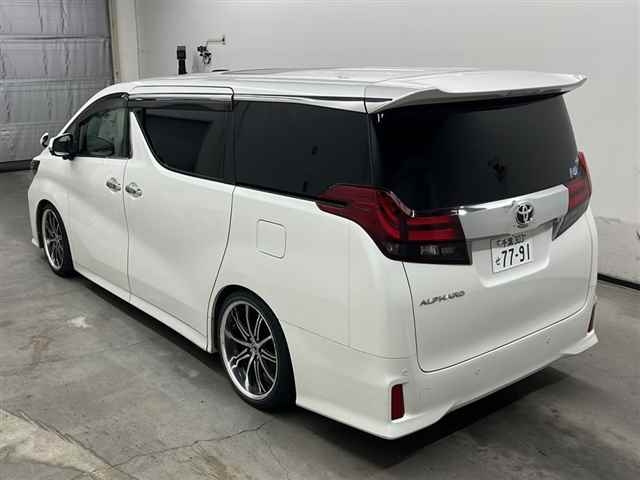 TOYOTA ALPHARD 2017
