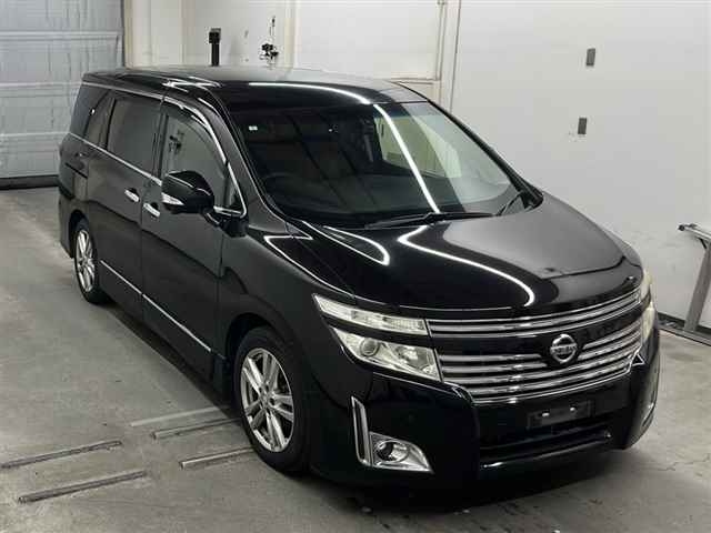 NISSAN ELGRAND 2013
