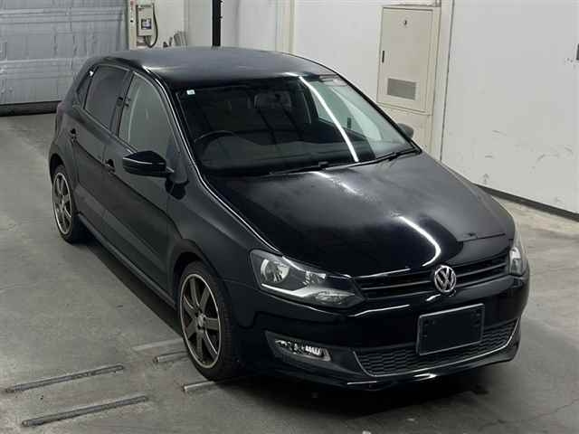 VOLKSWAGEN POLO 2010