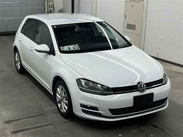 VOLKSWAGEN GOLF 2016