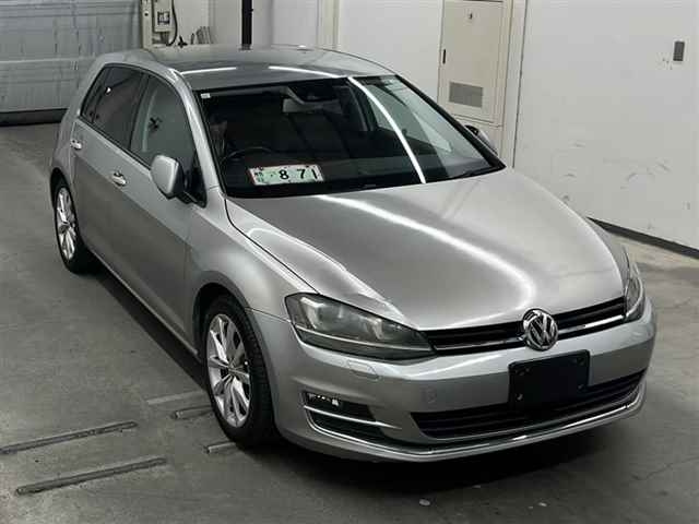 VOLKSWAGEN GOLF 2015