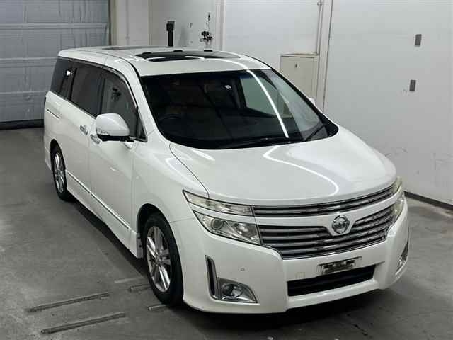 NISSAN ELGRAND 2010
