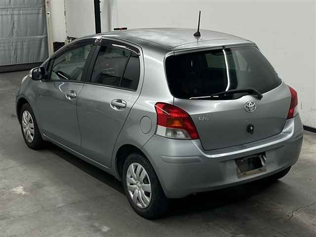 TOYOTA VITZ 2009