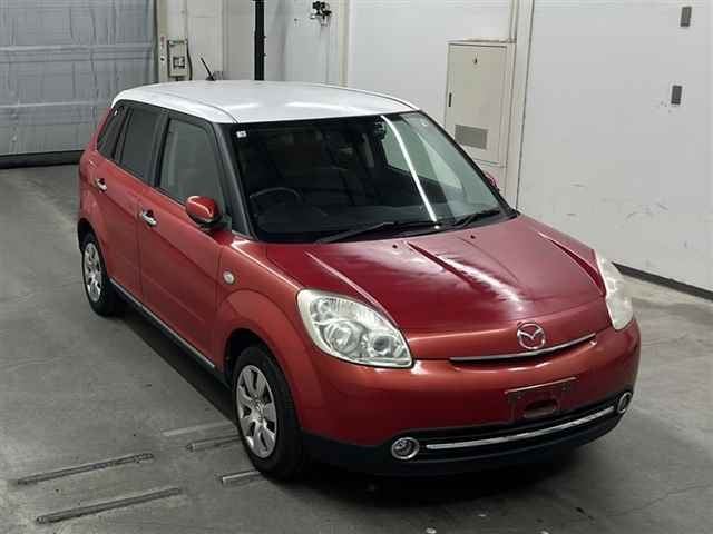 MAZDA VERISA 2010