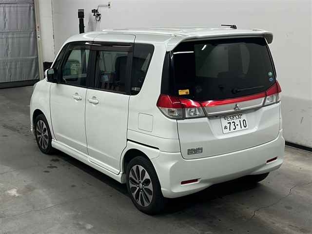 MITSUBISHI DELICA D2 2014