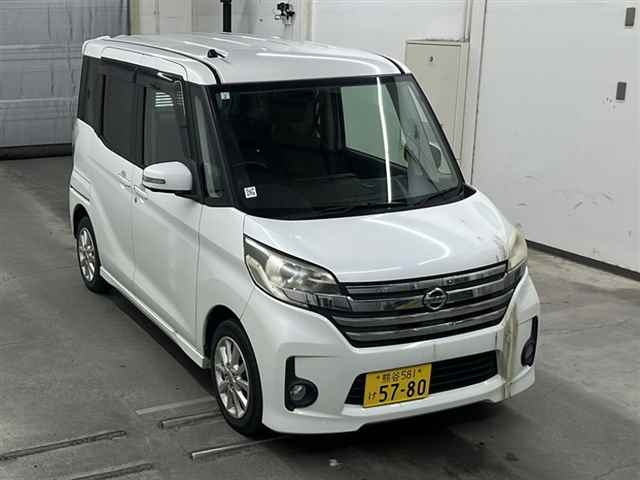 NISSAN DAYZ ROOX 2014
