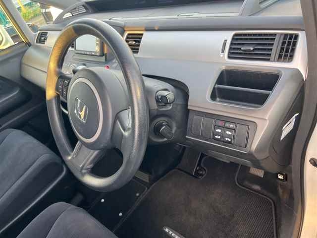 HONDA STEP WAGON 2009