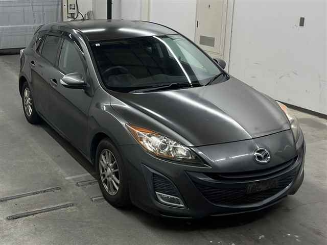 MAZDA AXELA 2011