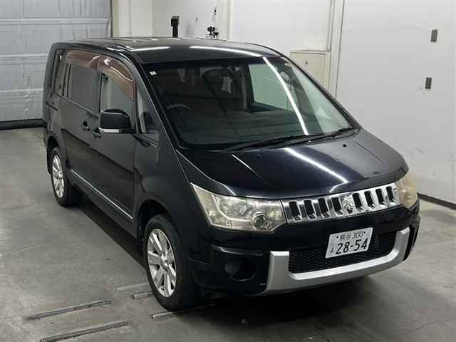 MITSUBISHI DELICA D5 2008