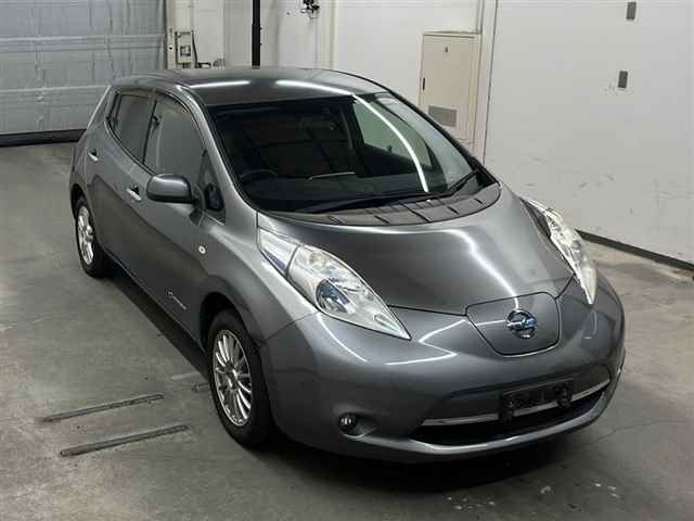 NISSAN LEAF 2014