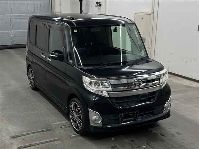 DAIHATSU TANTO 2014