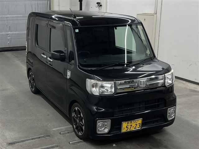 DAIHATSU WAKE 2020