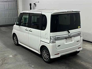 DAIHATSU TANTO 2013