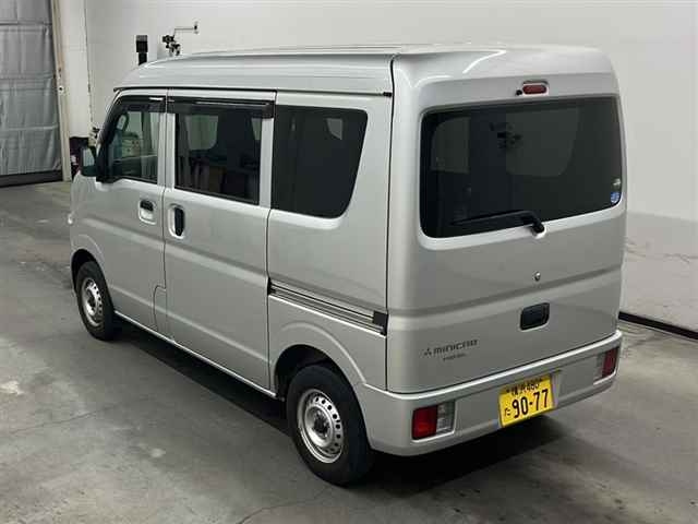 MITSUBISHI MINICAB VAN 2016