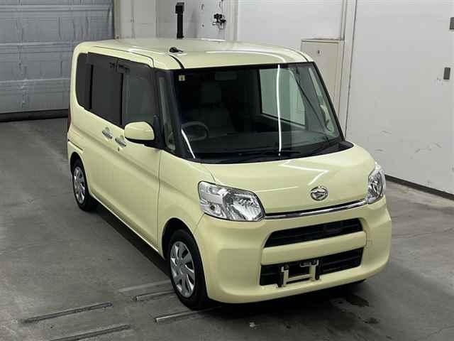 DAIHATSU TANTO 2014