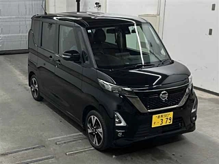 NISSAN ROOX 2022