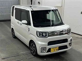 DAIHATSU WAKE 2016