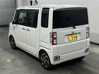 DAIHATSU WAKE 2016