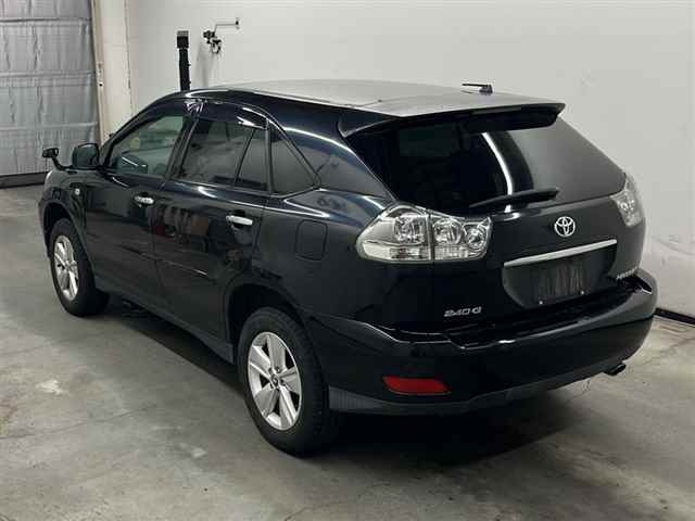 TOYOTA HARRIER 2010