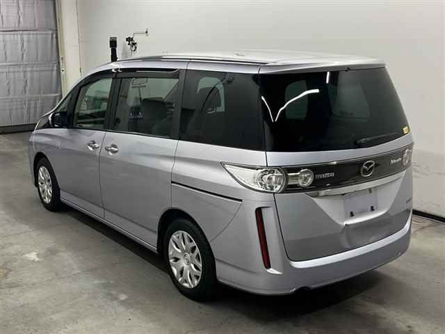 MAZDA BIANTE 2010