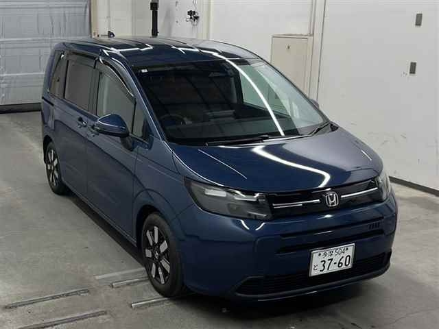 HONDA FREED 2025