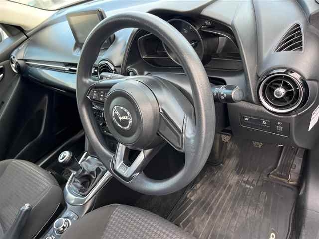 MAZDA DEMIO 2017