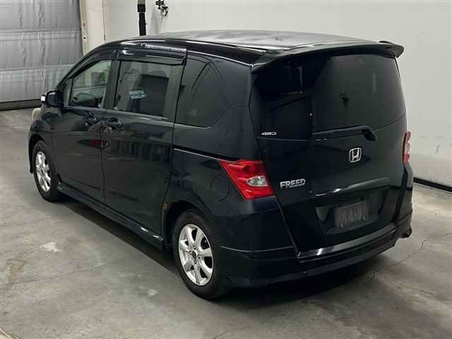 HONDA FREED 2008