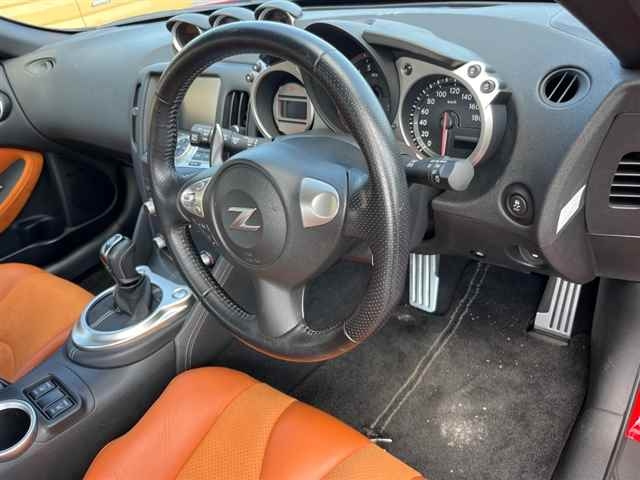 NISSAN FAIRLADYZ 2011