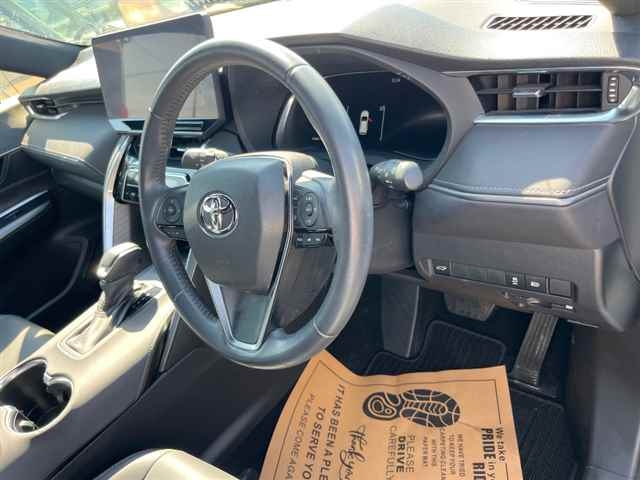 TOYOTA HARRIER 2023
