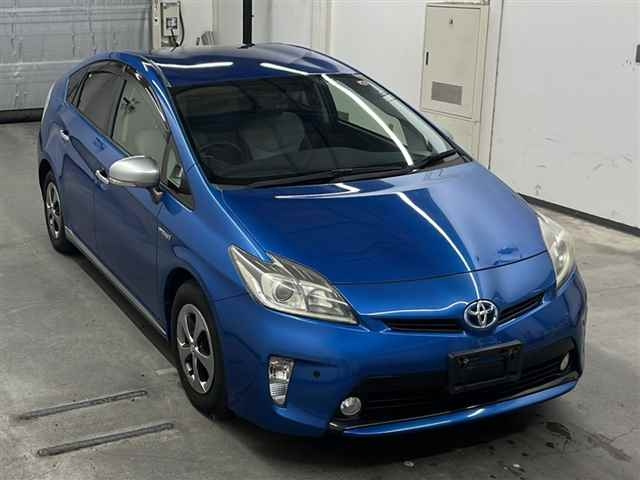 TOYOTA PRIUS 2012