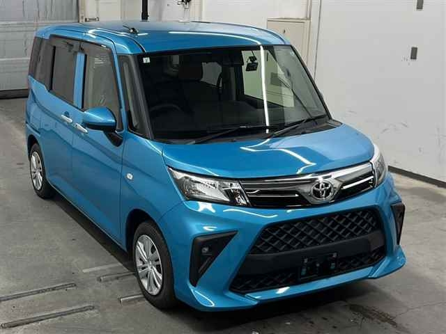 TOYOTA ROOMY 2021
