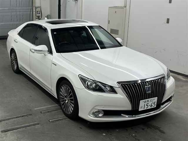 TOYOTA CROWN 2015