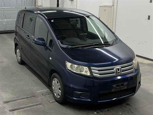 HONDA FREED 2010