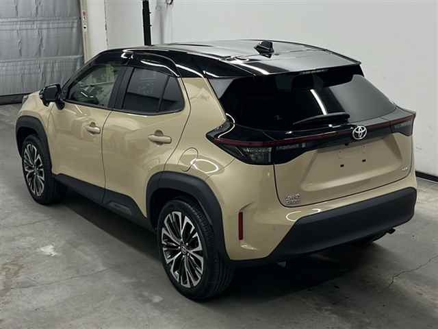 TOYOTA YARIS CROSS 2021