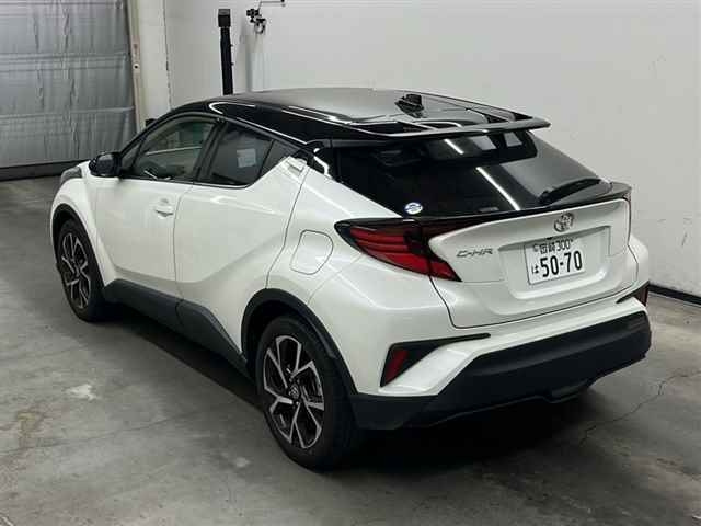 TOYOTA C-HR 2022