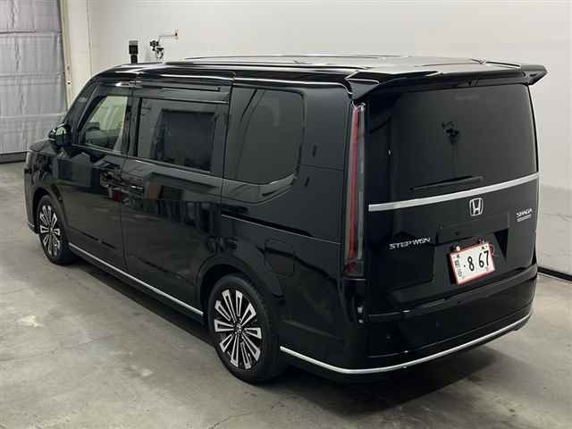 HONDA STEP WAGON 2022