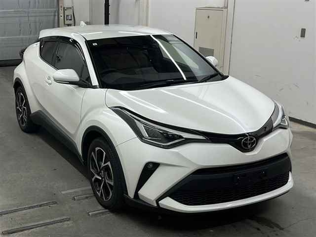 TOYOTA C-HR 2021