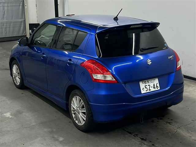 SUZUKI SWIFT 2015