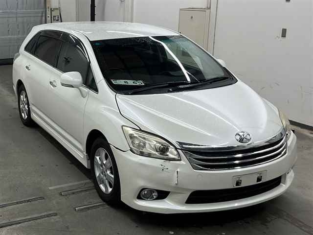 TOYOTA MARK X ZIO 2010