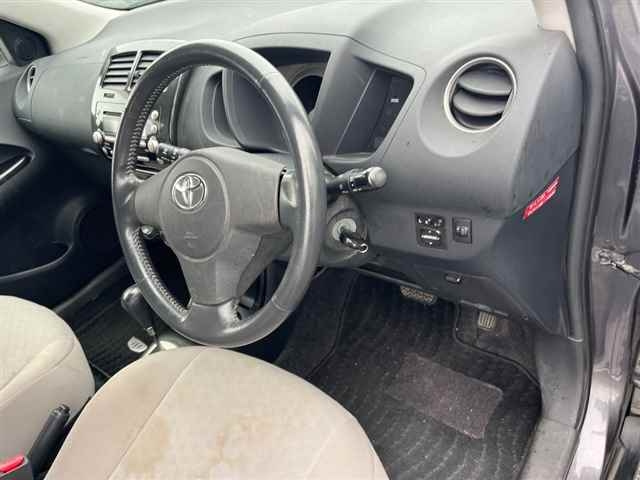 TOYOTA IST 2008