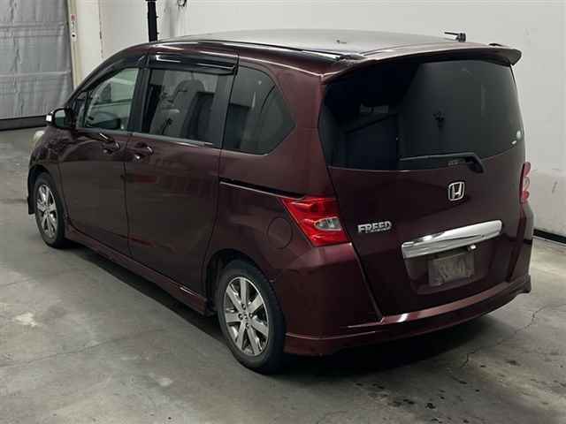 HONDA FREED 2008