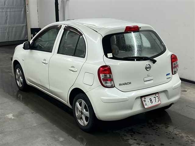 NISSAN MARCH 2010
