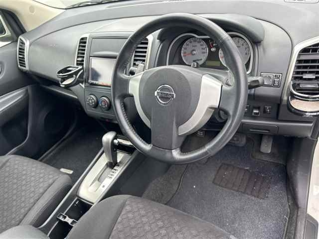 NISSAN WINGROAD 2010