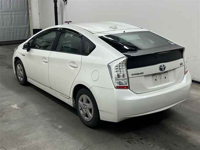 TOYOTA PRIUS 2010